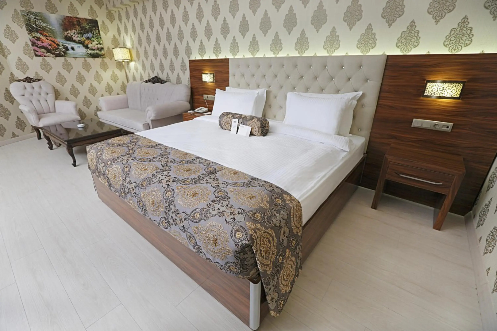 World Point Reis Inn Hotel