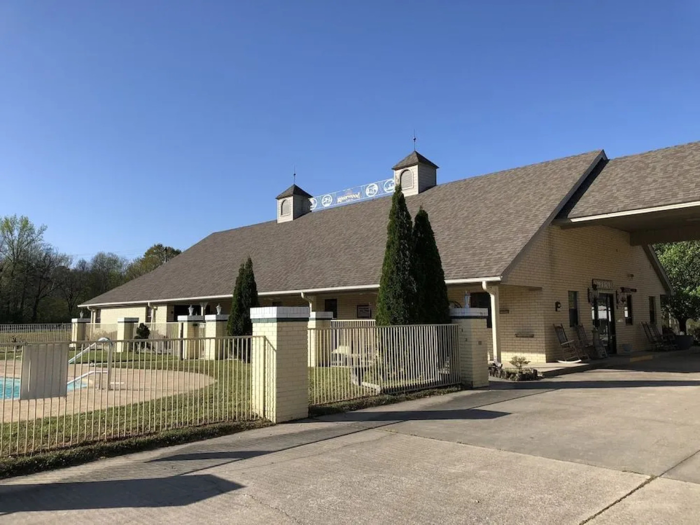 Riverwood Inn of Glenwood