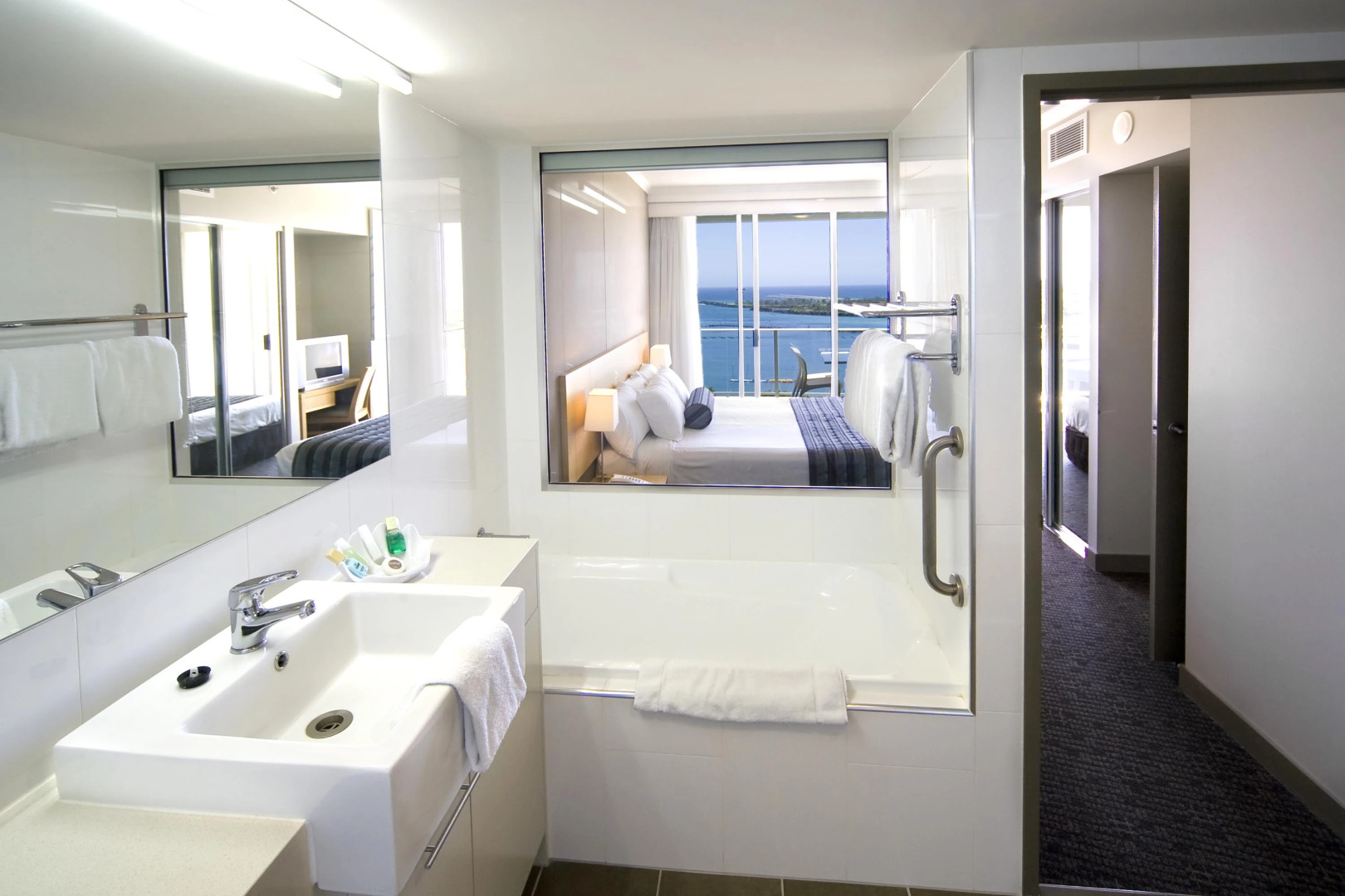 Mantra Twin Towns Resort