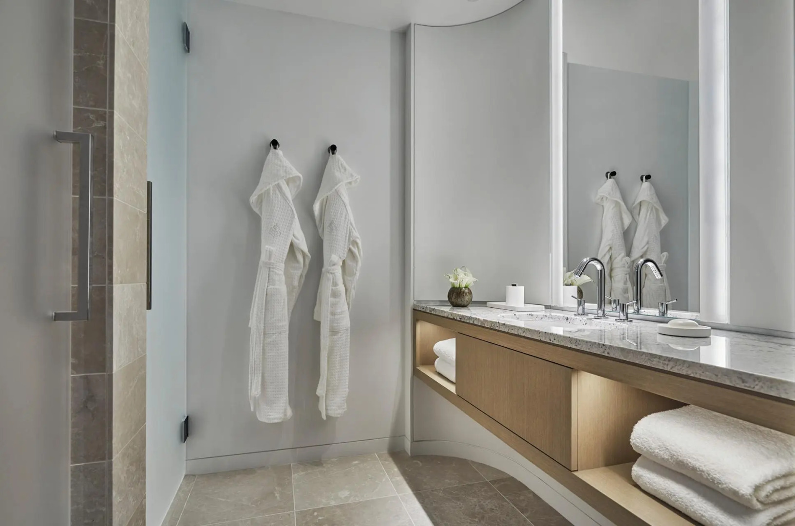 Отель Four Seasons Hotel Philadelphia at Comcast Center