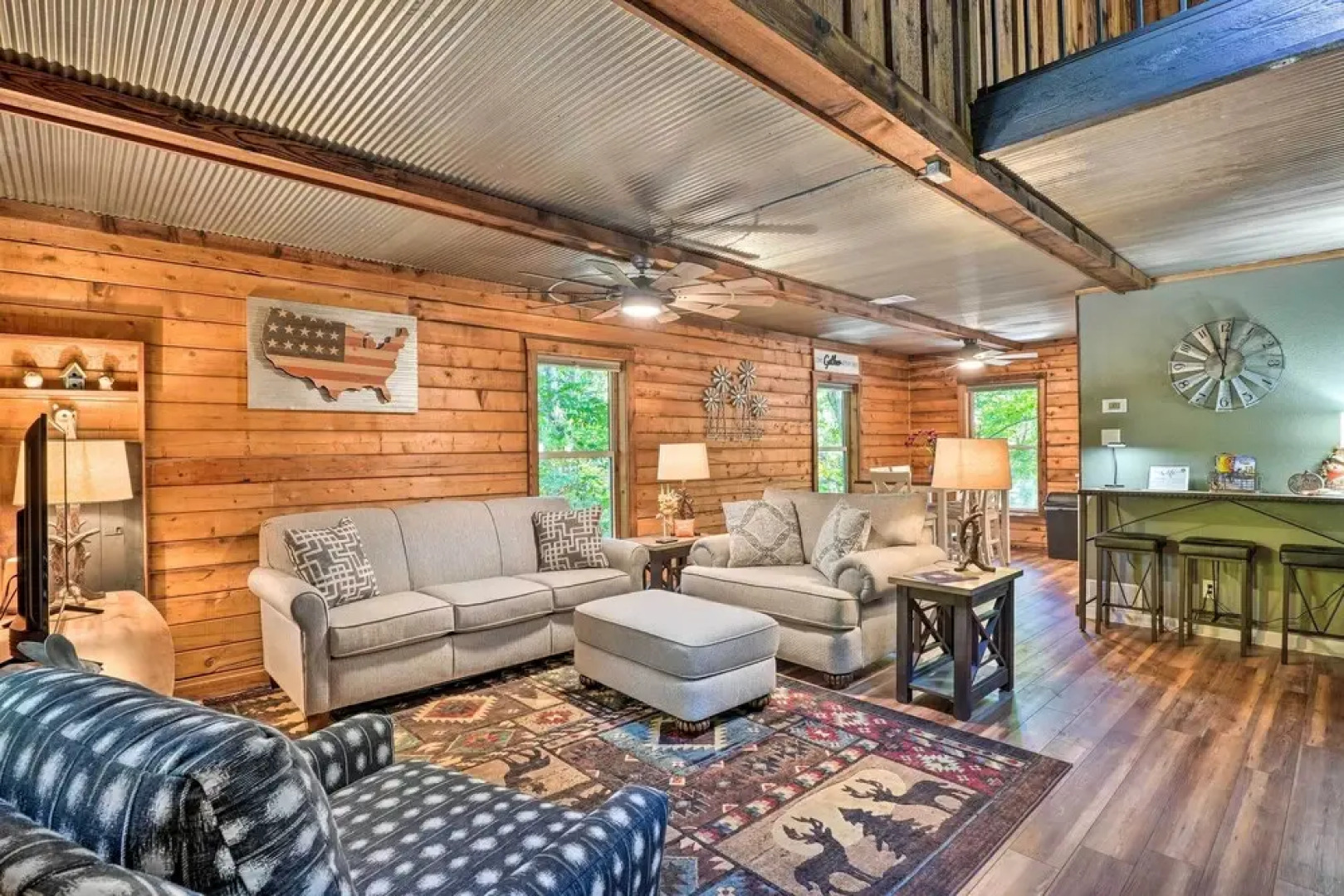 Secluded Table Rock Lake/branson Cabin w/ Hot Tub!