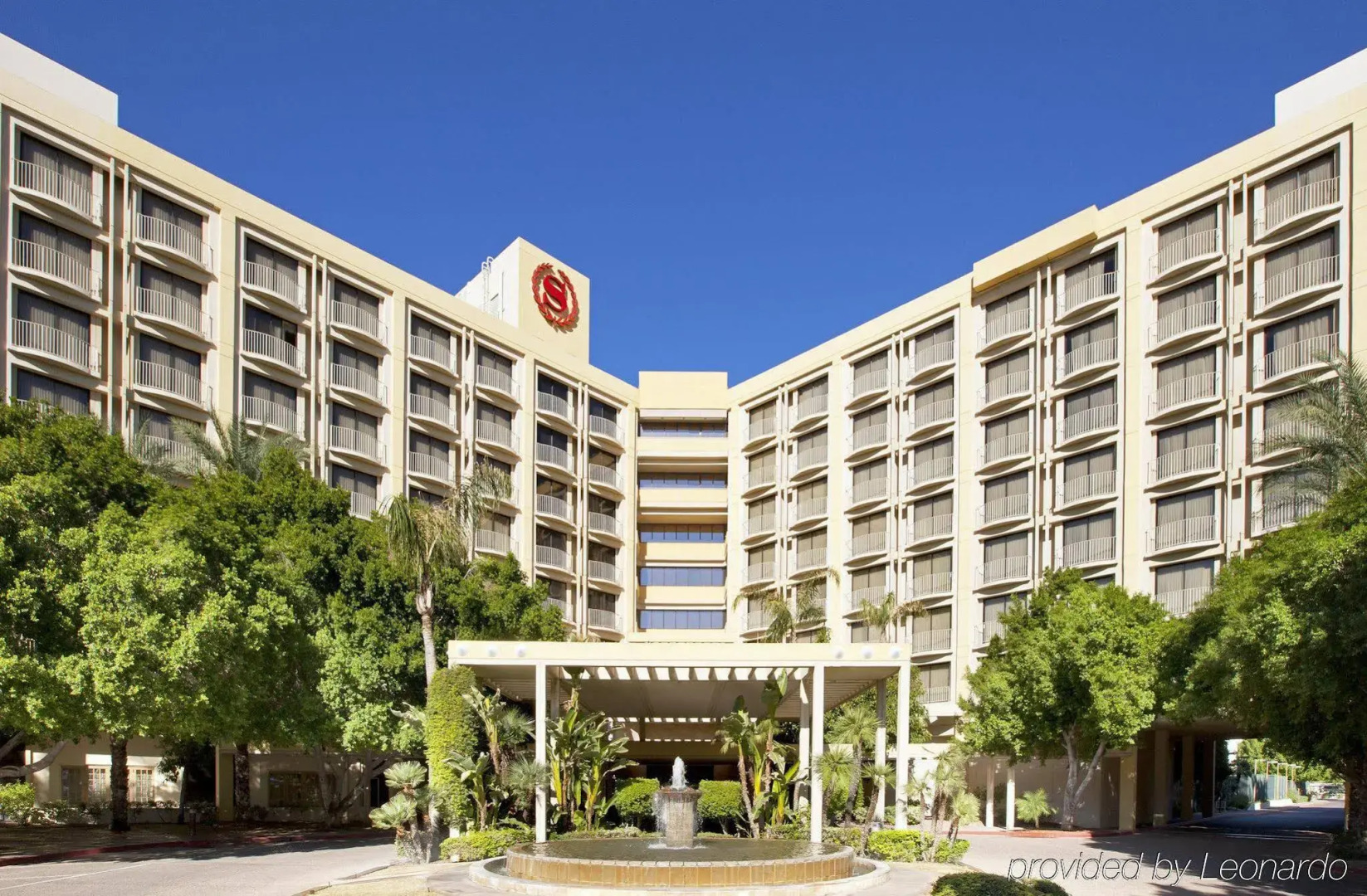 Sheraton Crescent Hotel