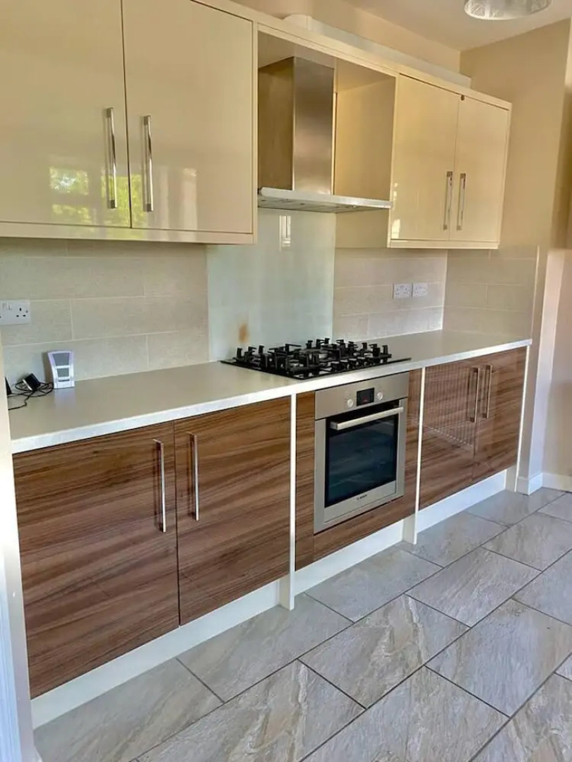 Impeccable 3-bed House in Thames Ditton