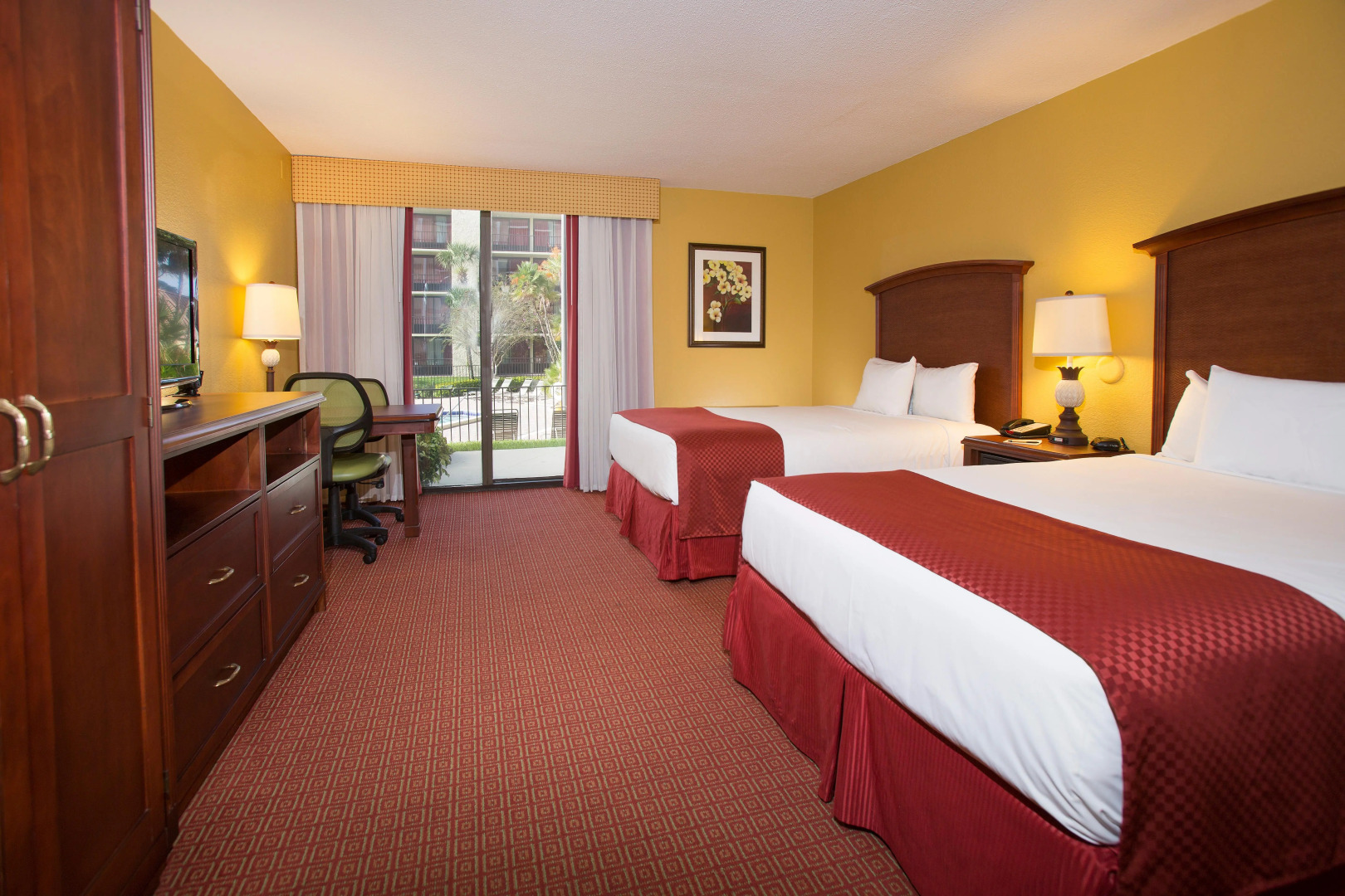 Rosen Inn, closest to Universal