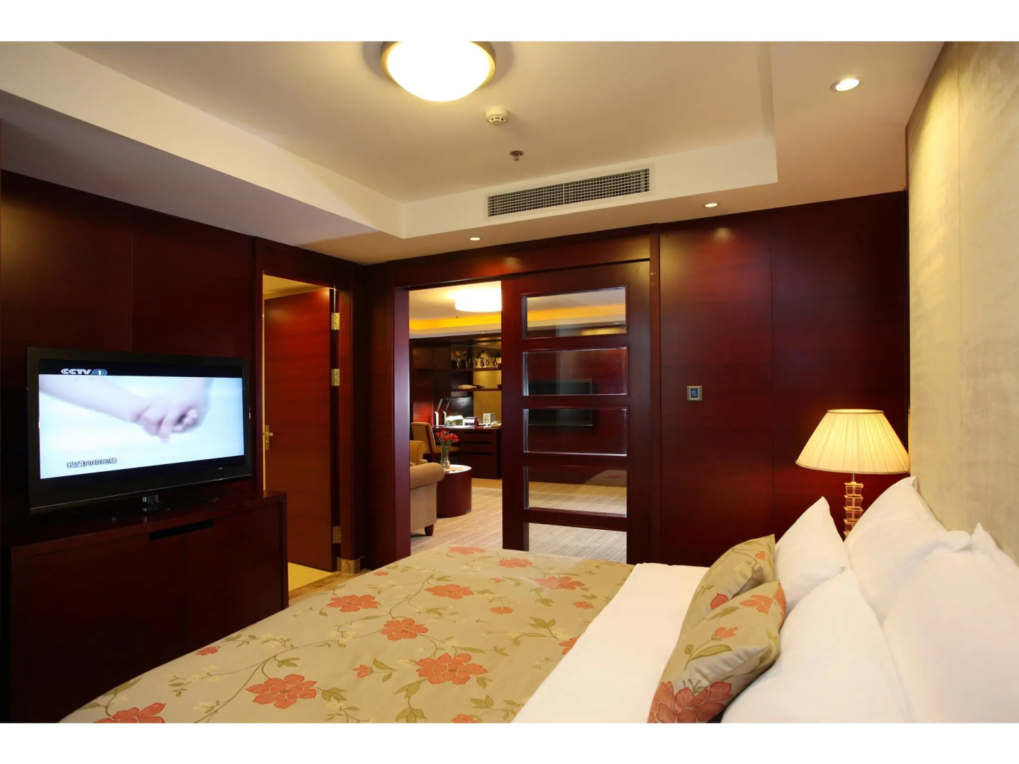 Dalian Liangyun Hotel