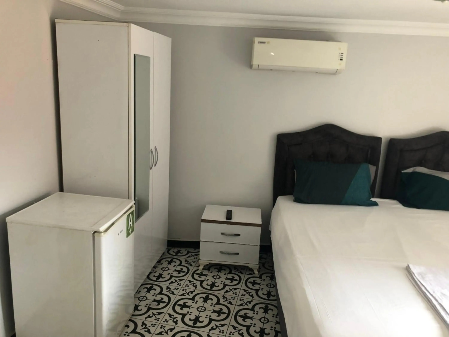 Reydel Hotel