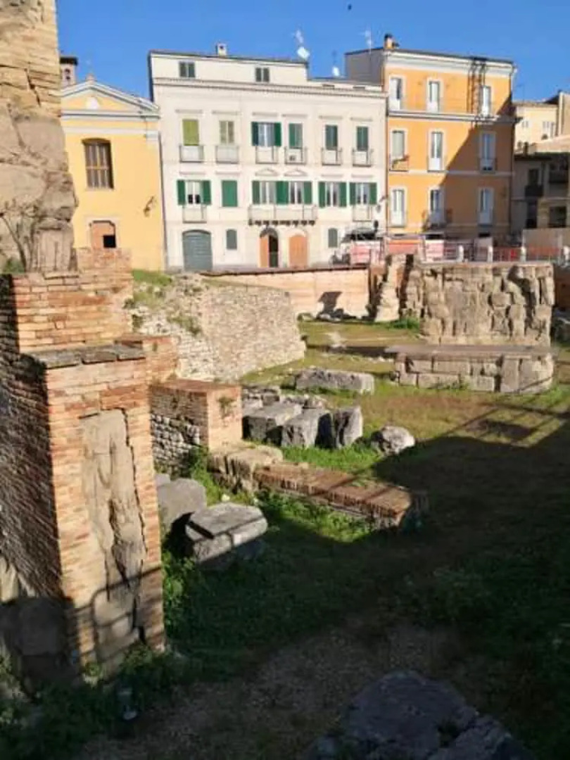 Studio in Teramo, With Balcony