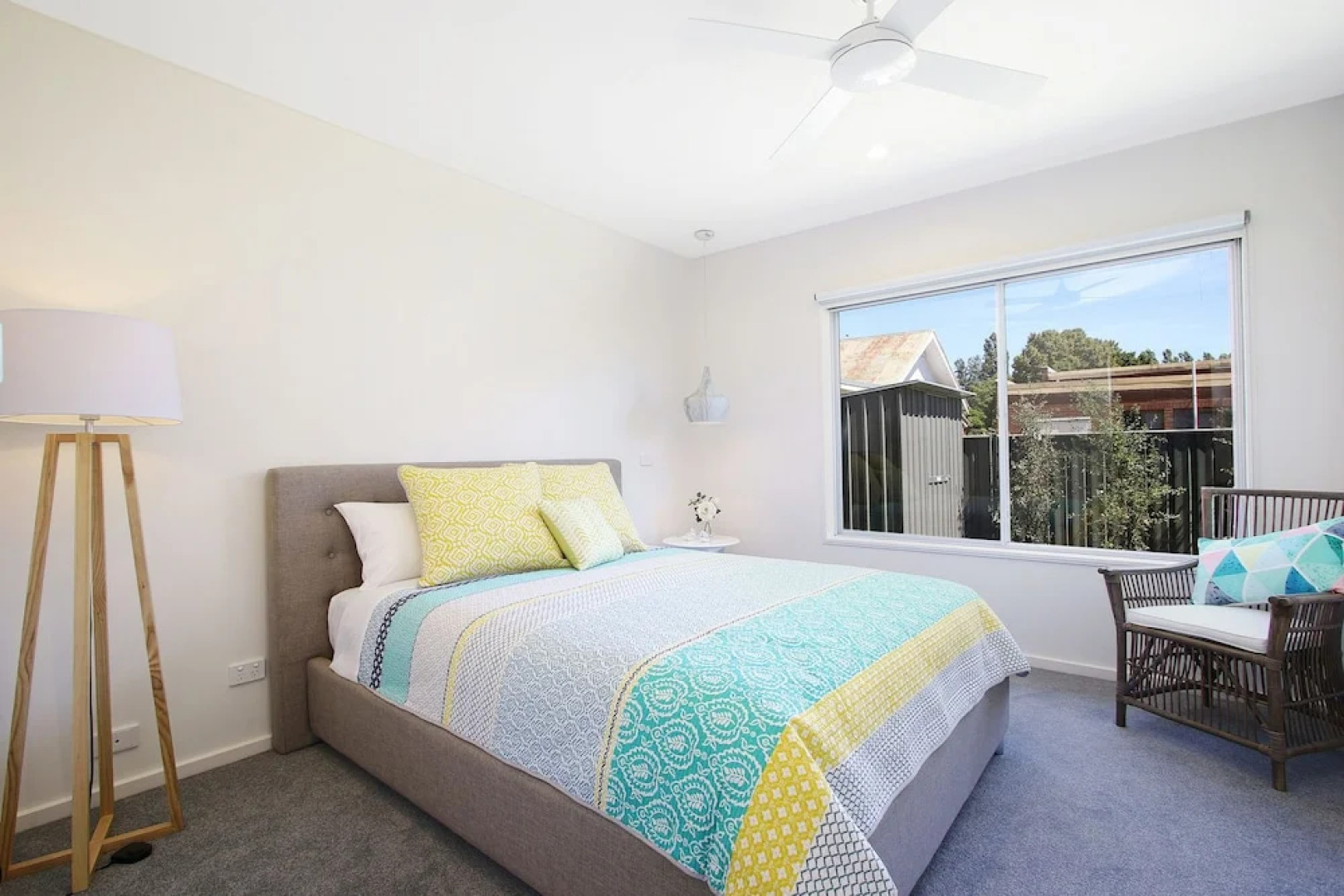 18 on Rayner - swish apartment Myrtleford