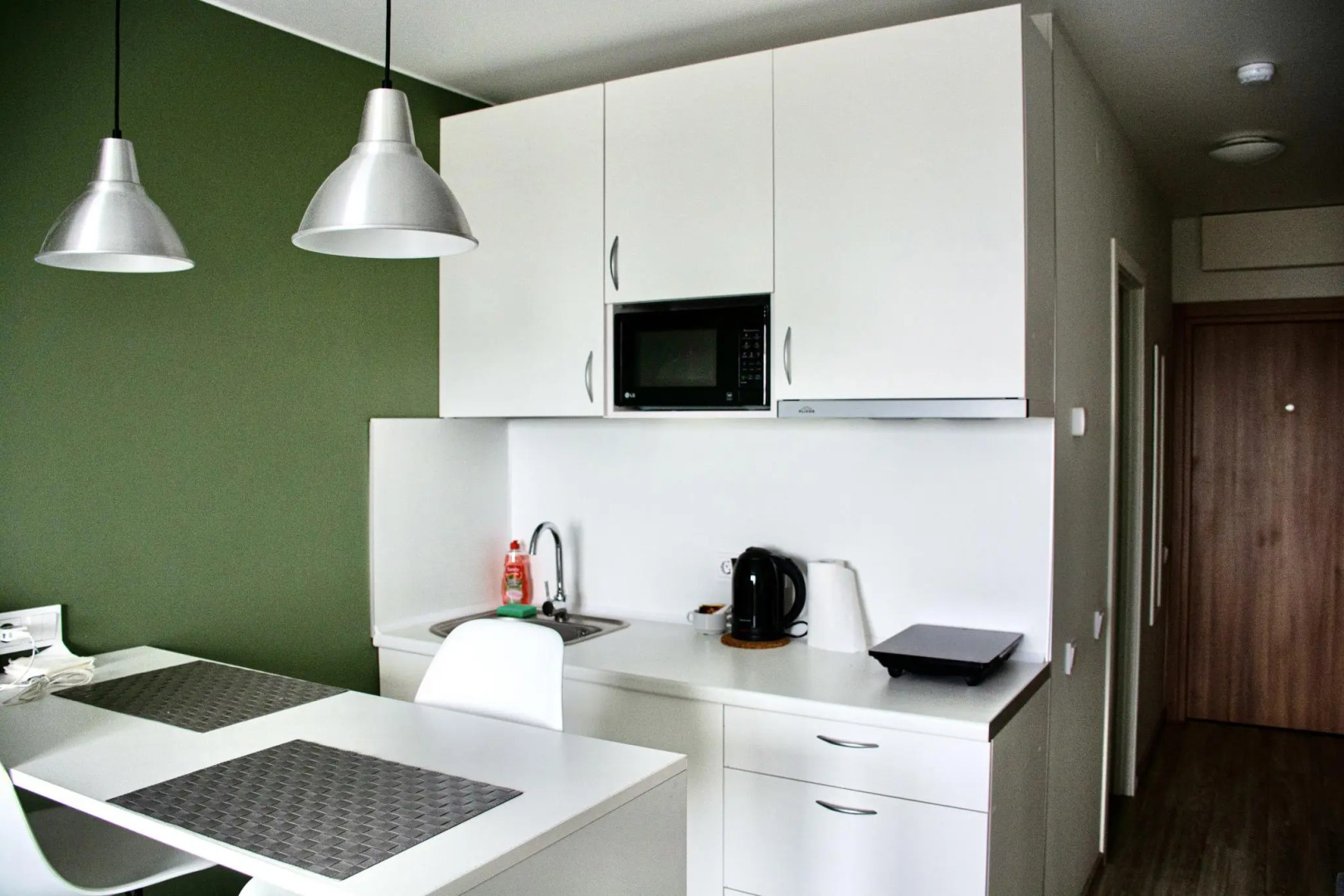 Апартаменты для Вас на улице Салова