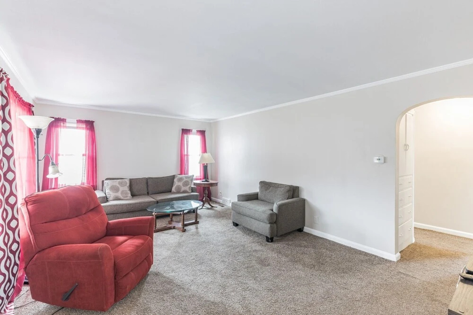 Beautiful 4 Br Home In Lovely Neighborhood - Walk To Pro Football Hof! 4 Bedroom Home by Redawning