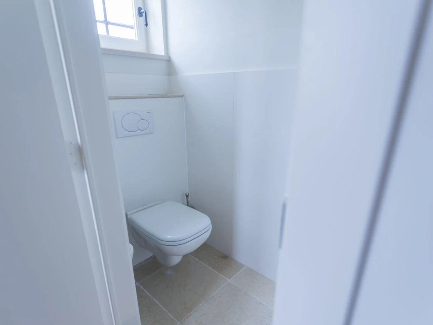 Stunning Villa With Heated Private Swimming Pool in Peaceful Location