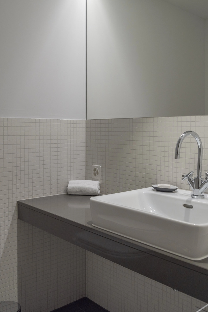 Отель Caspar Swiss Quality