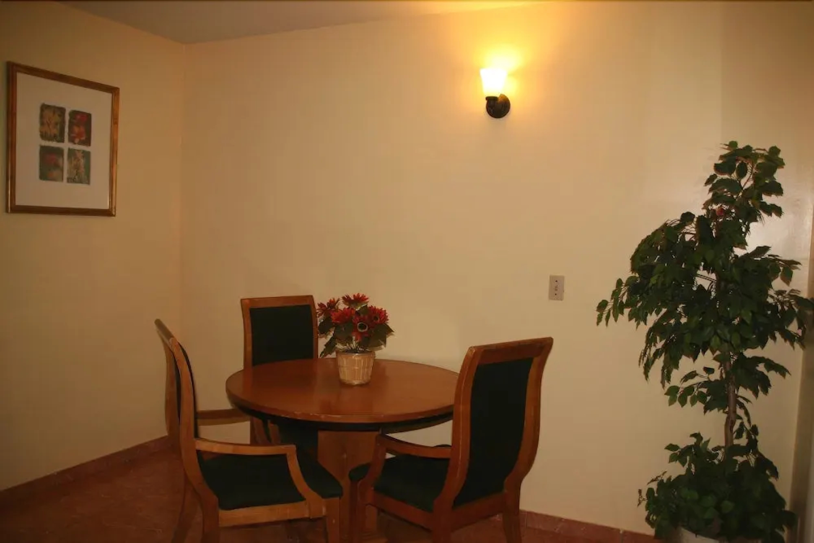 Capri Apartments