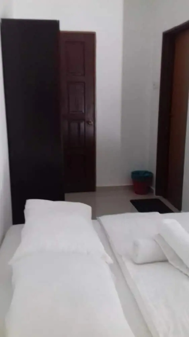 Sideroad Guesthouse
