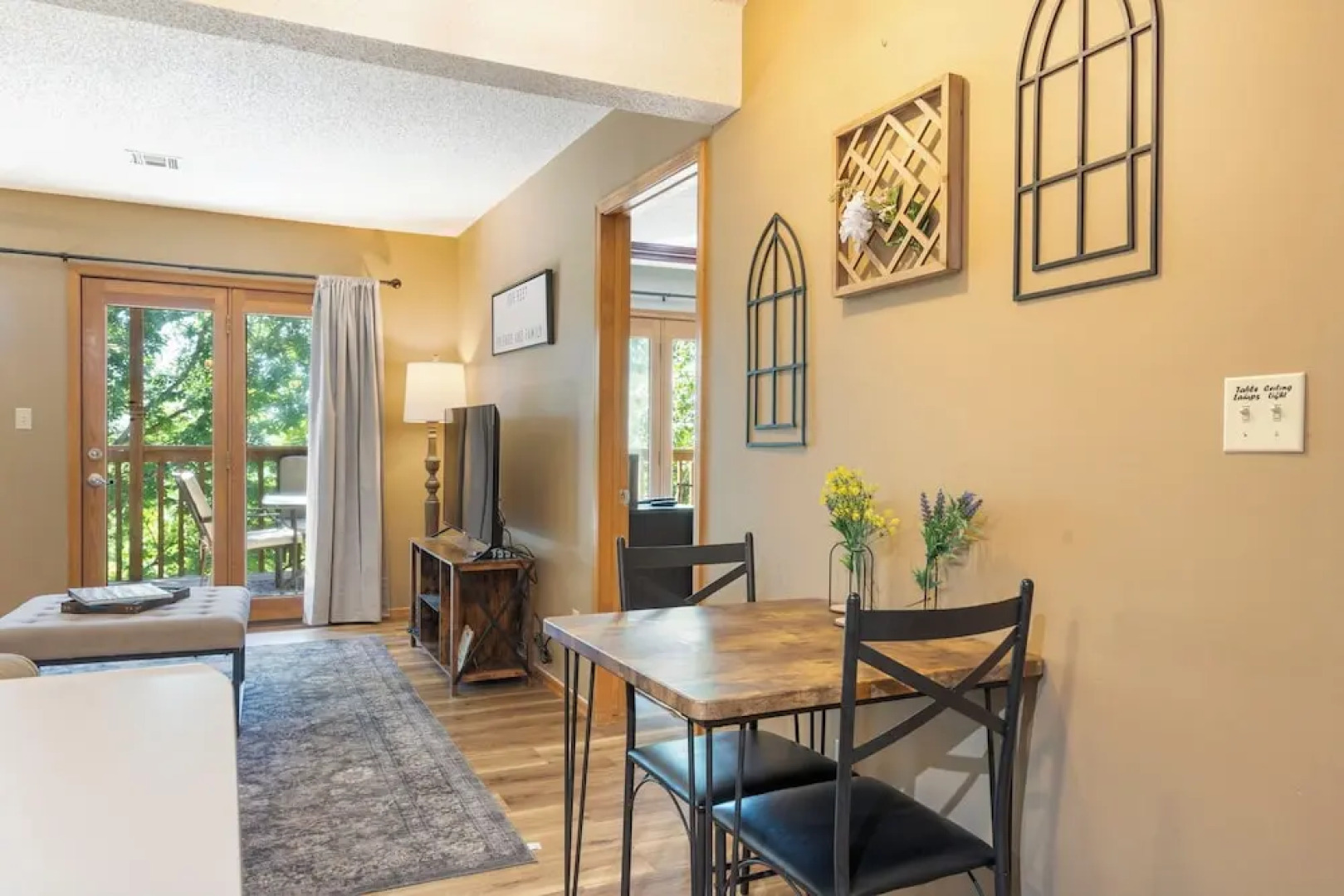 The Circle Retreat Duo