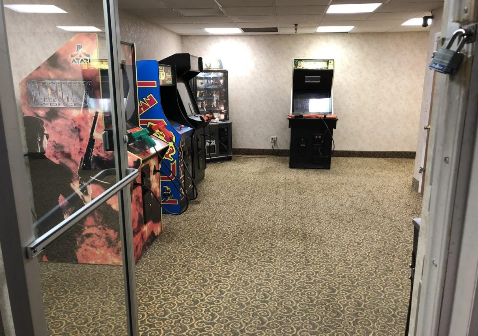 Holiday Lodge Hotel & Conference Center