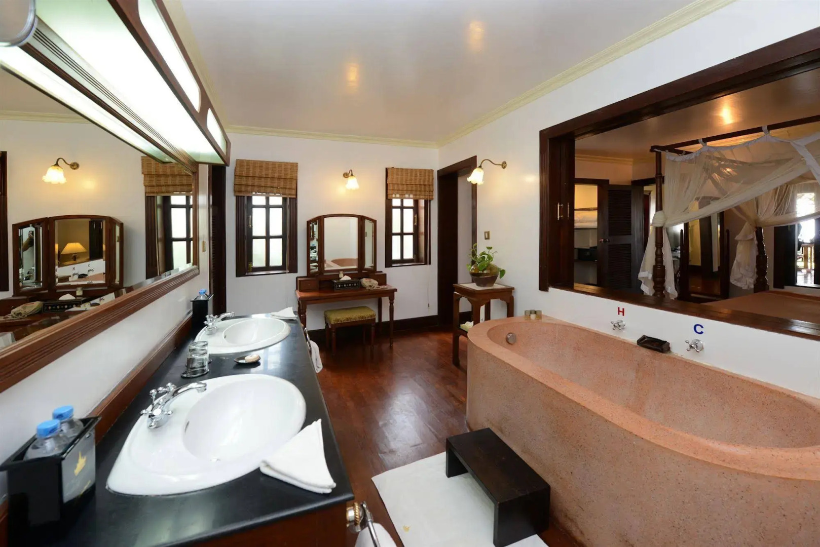 Bagan Thiripyitsaya Sanctuary Resort