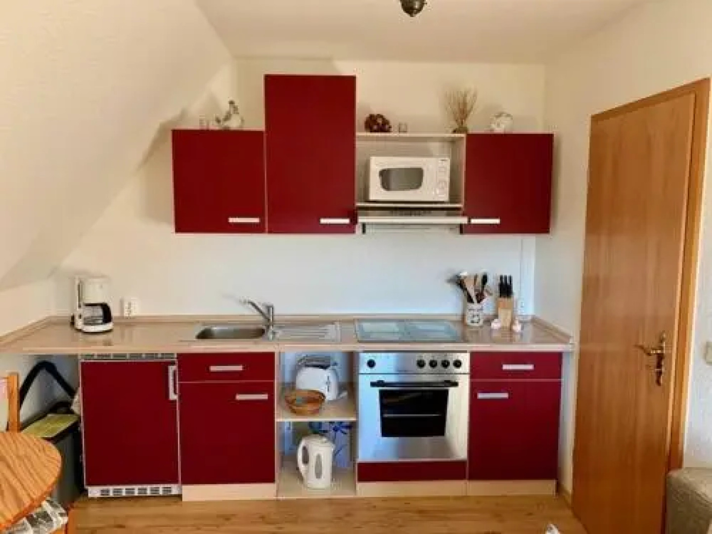 Land FeWo am Teich- Reet gedeckt - Ostseenah - bei Binz