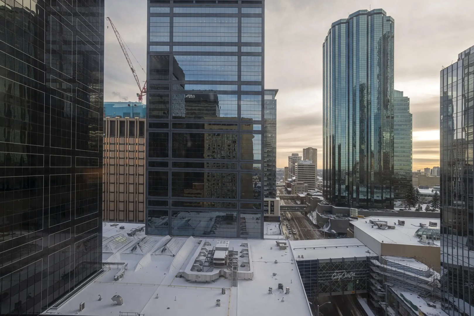 Sandman Signature Edmonton Downtown Hotel
