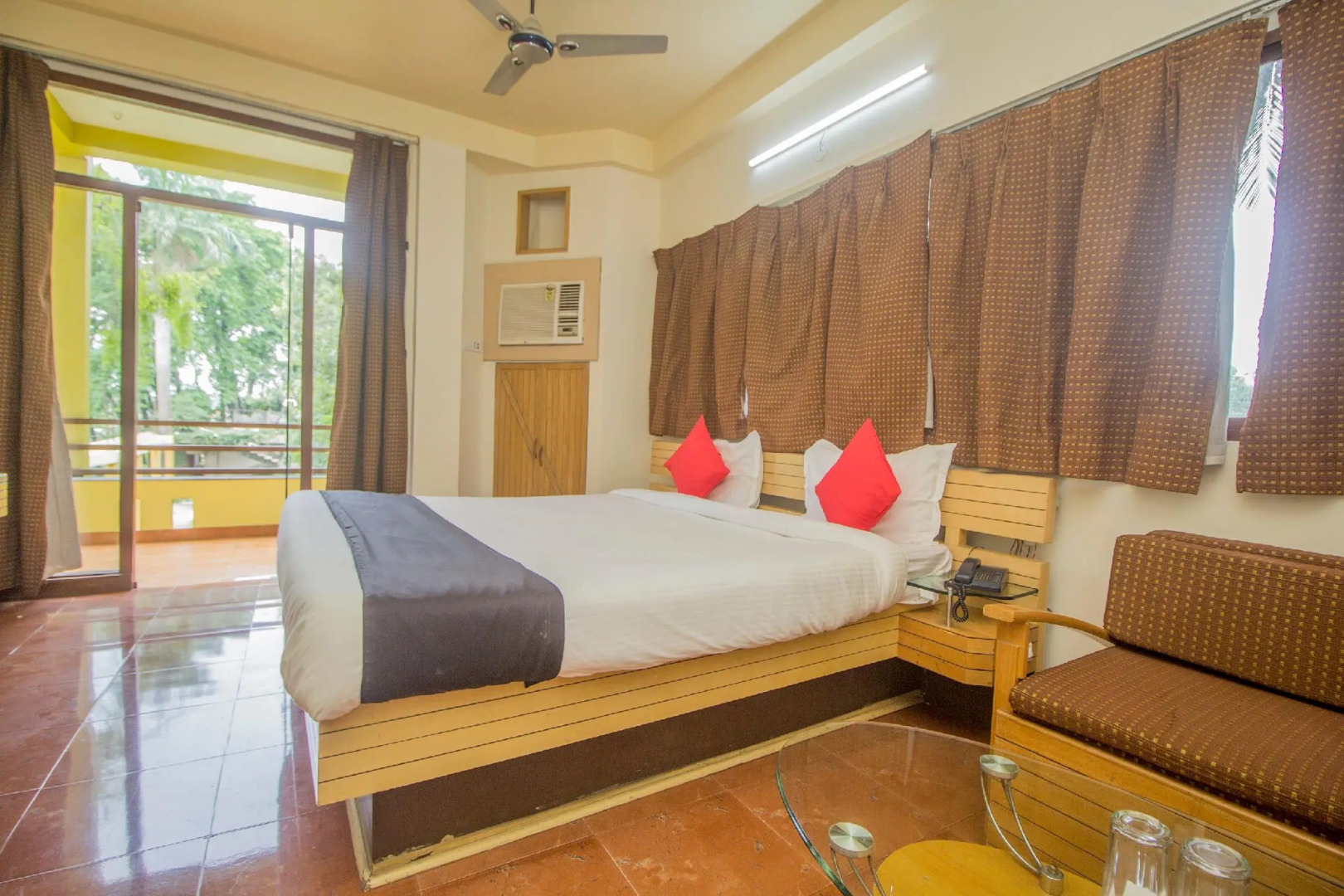 Capital O 43145 Mayaban Resort