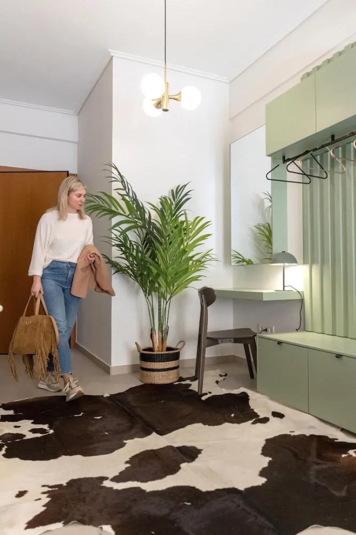 Urban Apartment in Egaleo