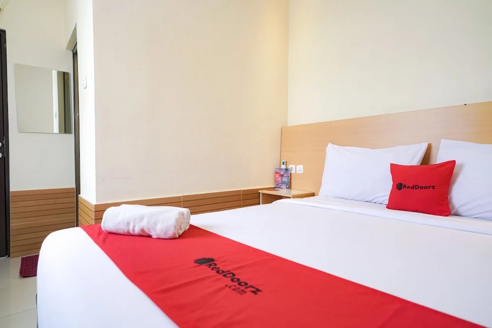 RedDoorz near Exit Toll Sirkuit Sentul