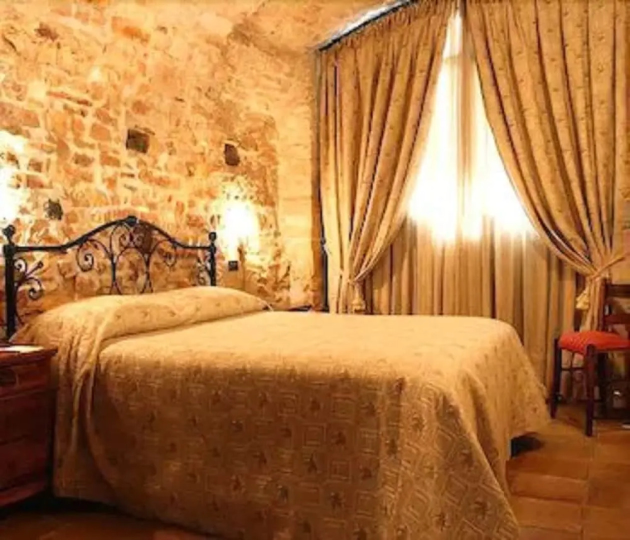 Le Logge di Silvignano Historic House