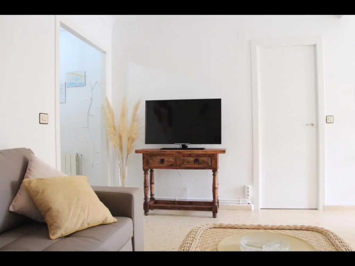 Cozy apartment on the sea