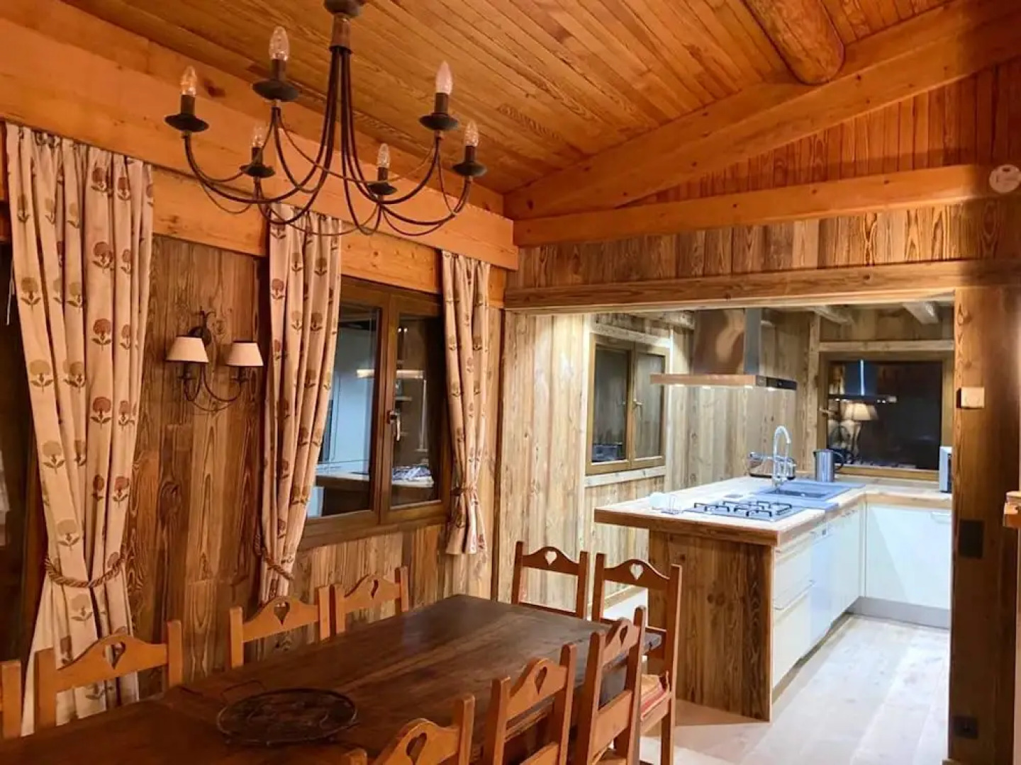 Chalet With 5 Bedrooms in Cordon, With Wonderful Mountain View, Furnis