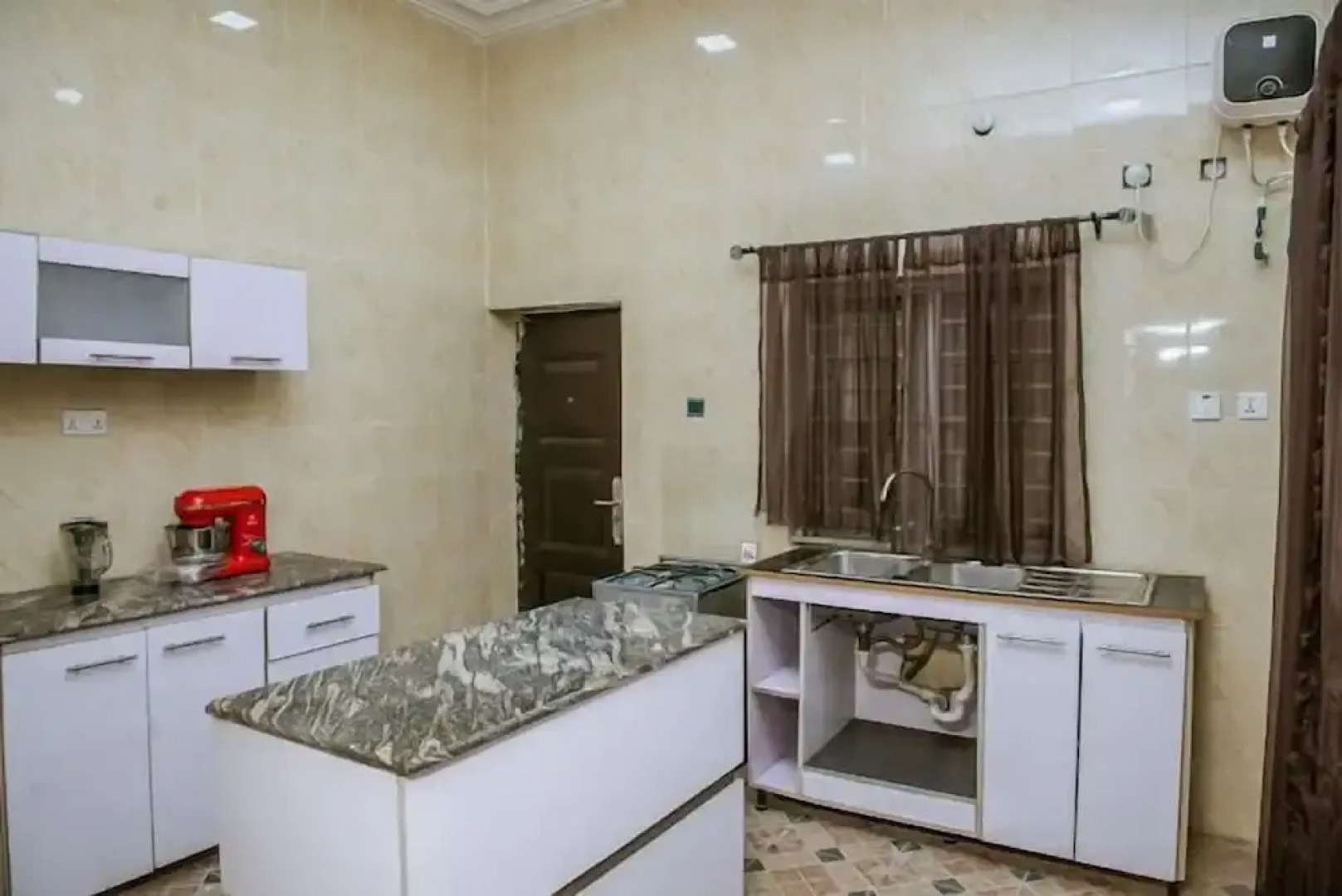 Aeronat Luxury Apartment