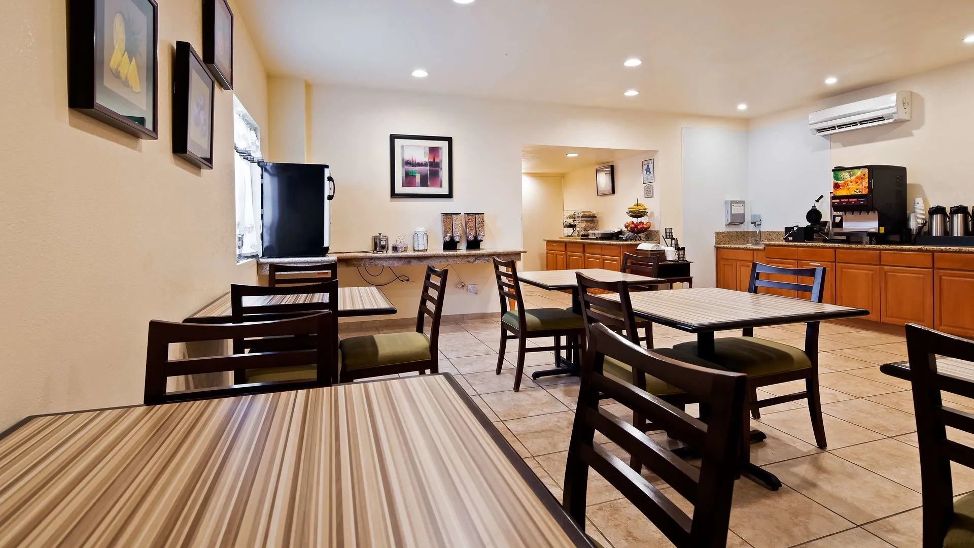 Surestay Plus Hotel By Best Western El Cajon