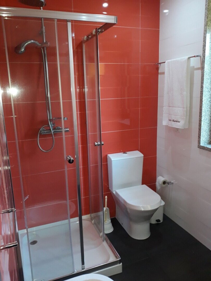 House w Pool and Games Room, P. Varzim by Izibookings