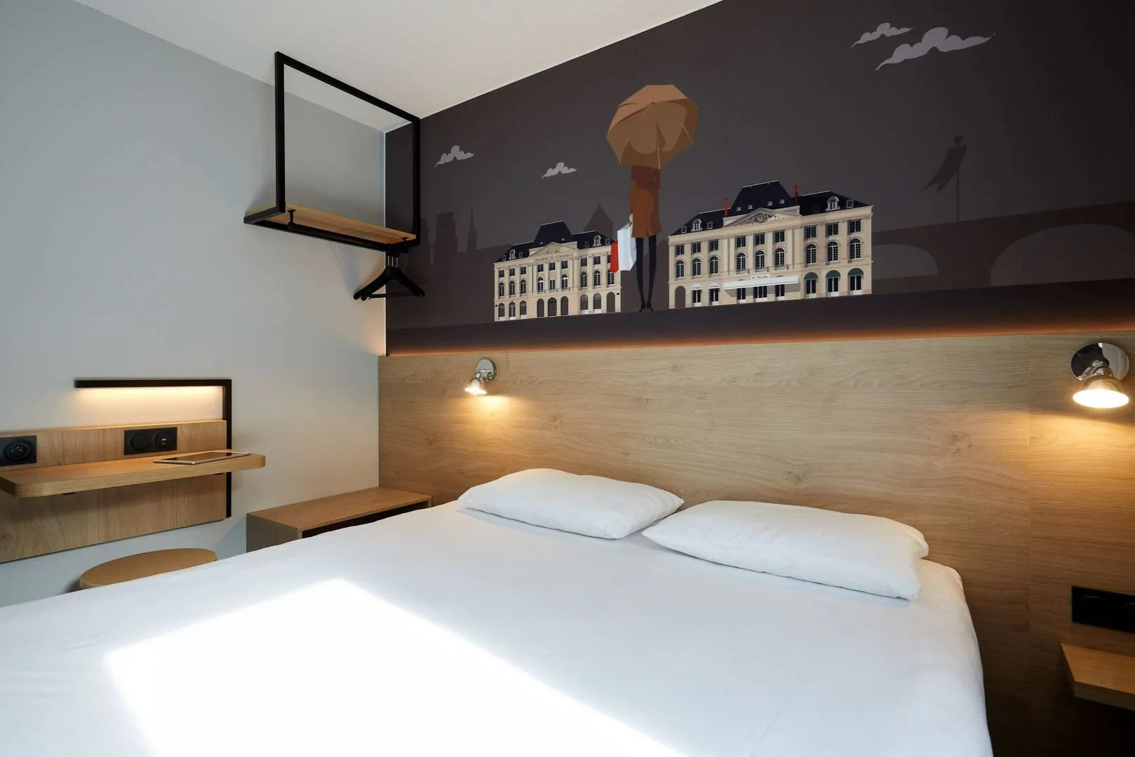 Kyriad Direct Orleans Ouest