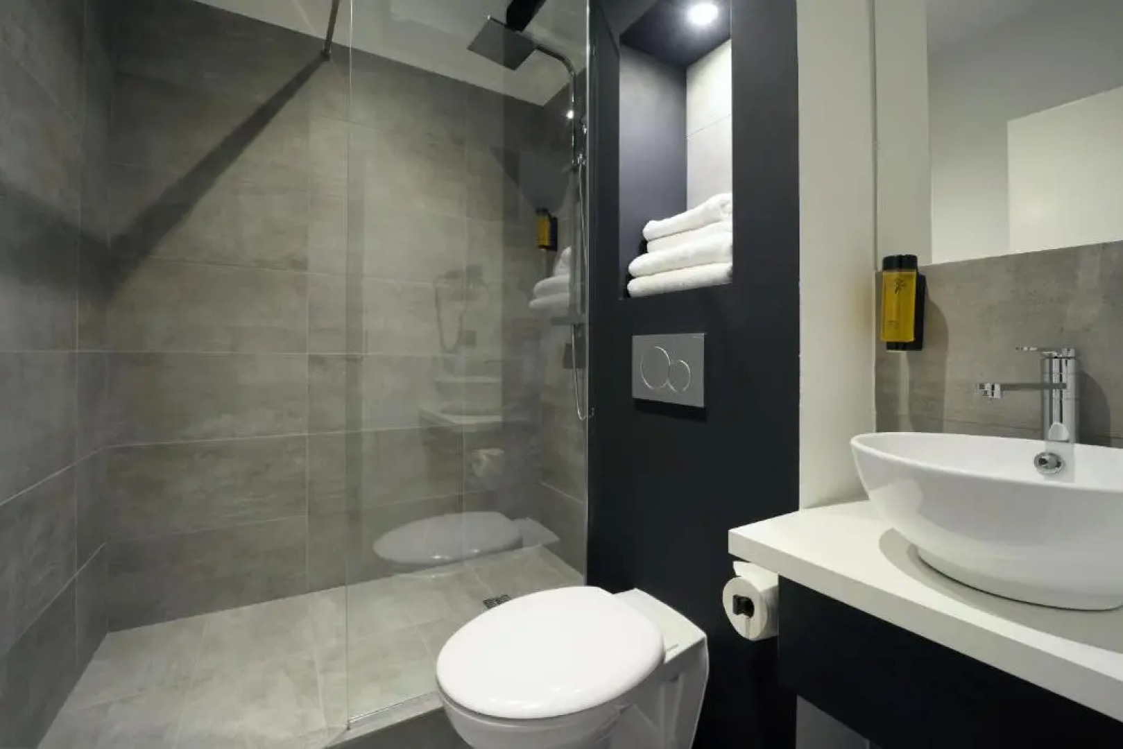 JustStay Solingen Hotel & Apartments