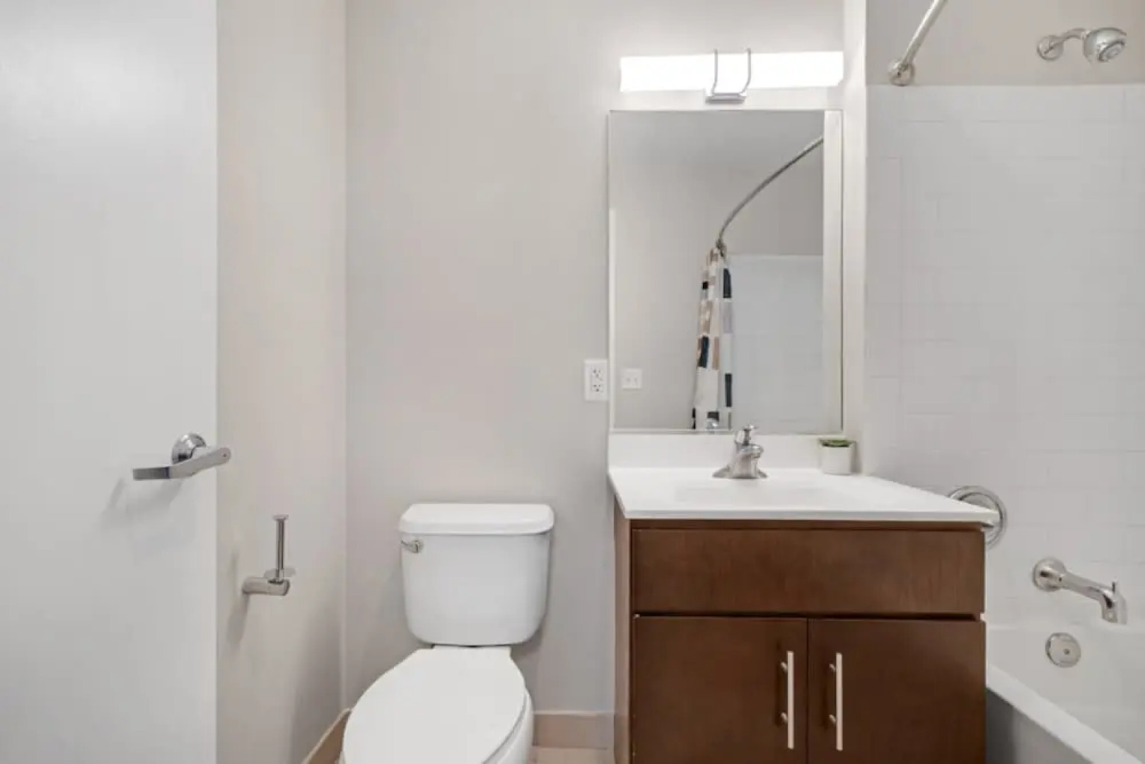 Monaco by Bluebird Suites