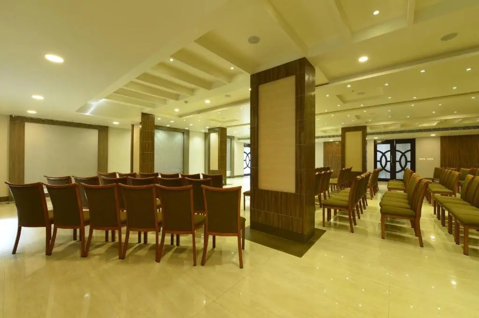 Mayas Kem Pride Hotel
