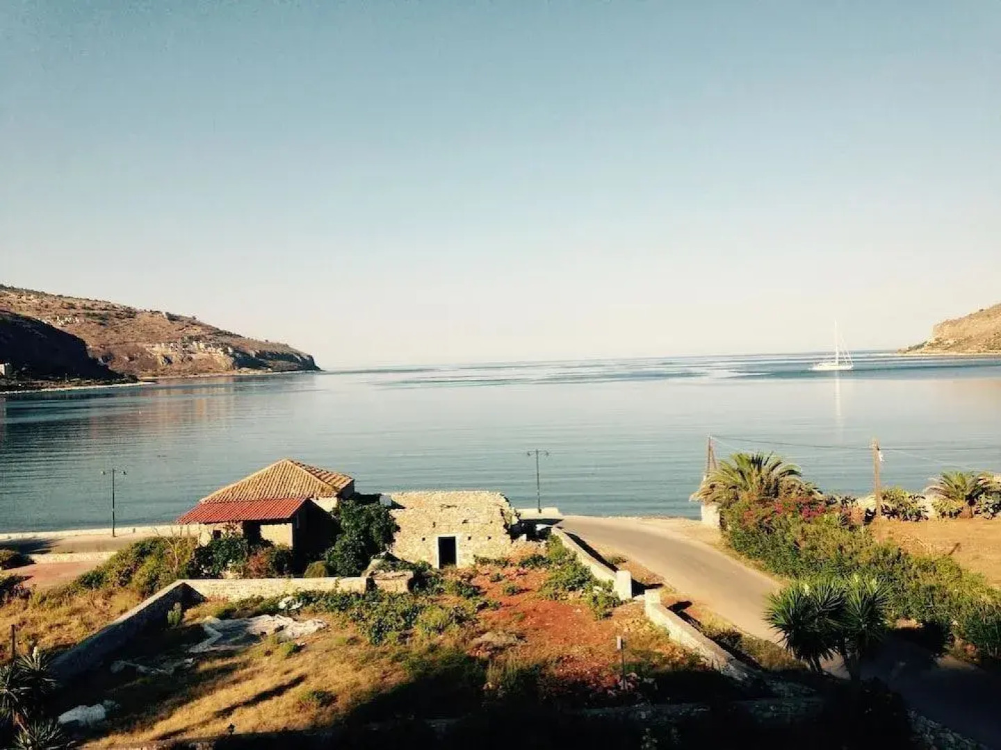 Las - Giannakakoy Traditional Stone Houses