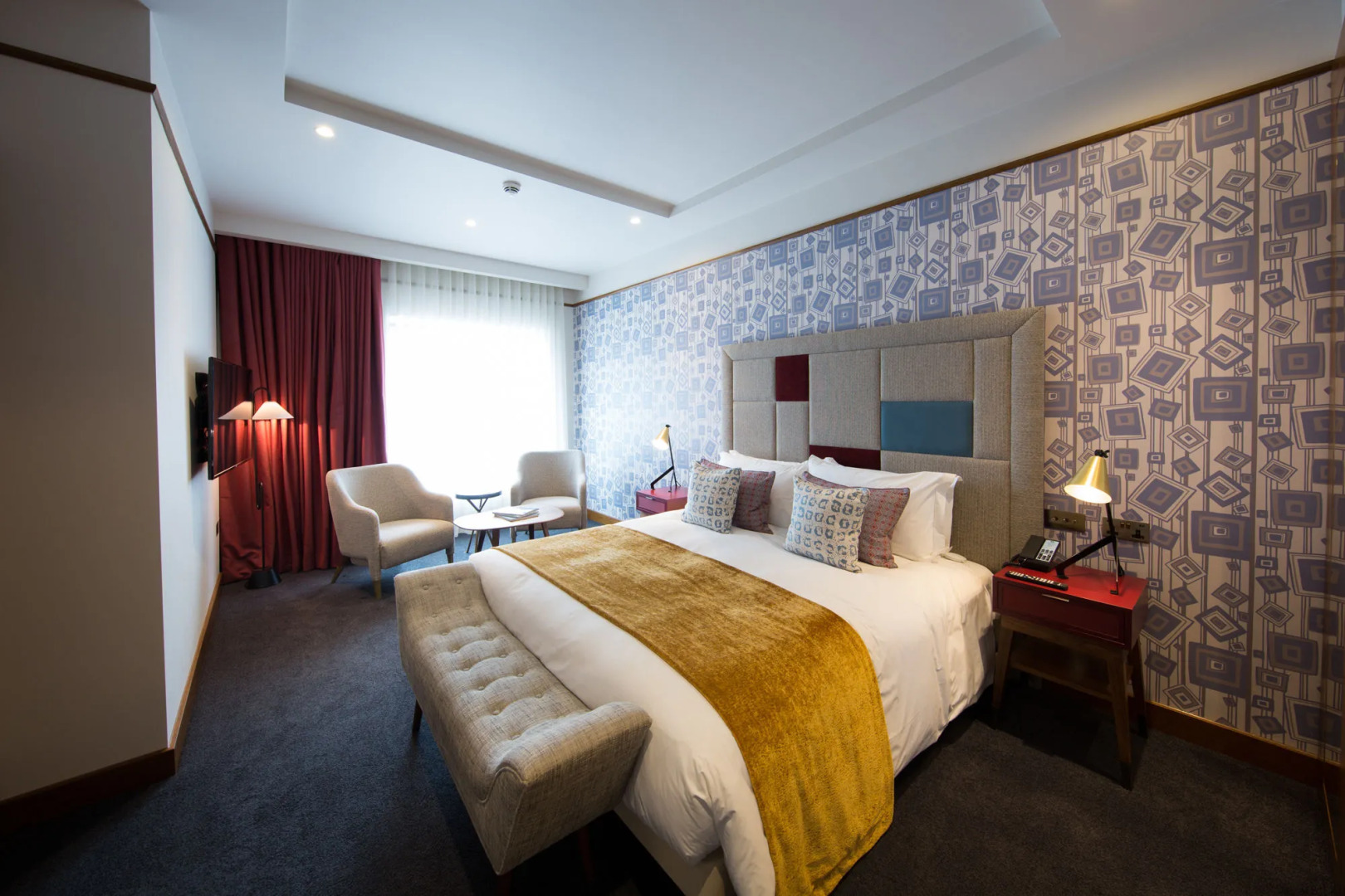 Devonshire Club & Hotel