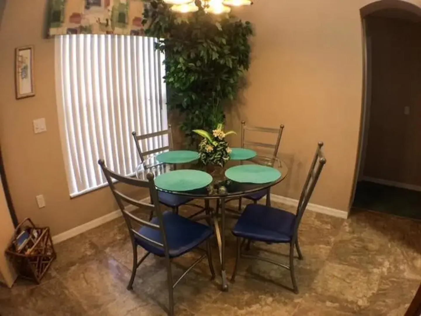 Rebecca 1377 Apartment 4 Bedroom