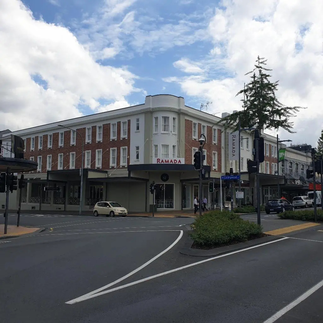 Ramada by Wyndham Hamilton City Center