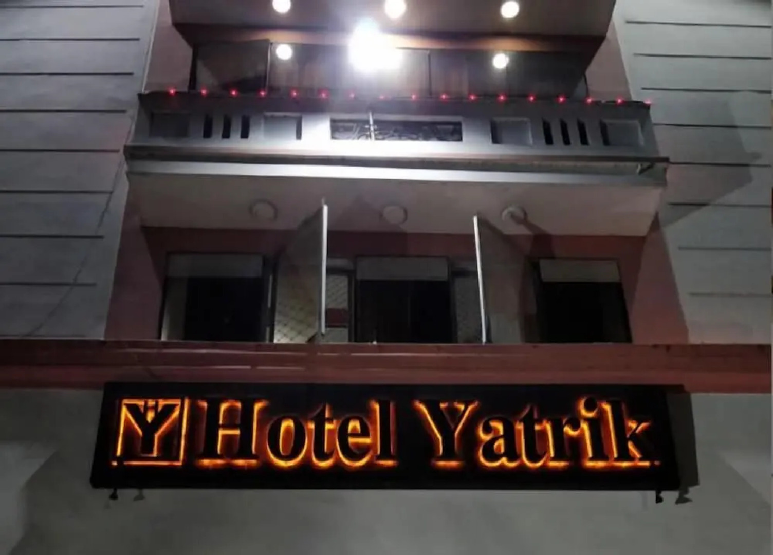 Hotel Yatrik