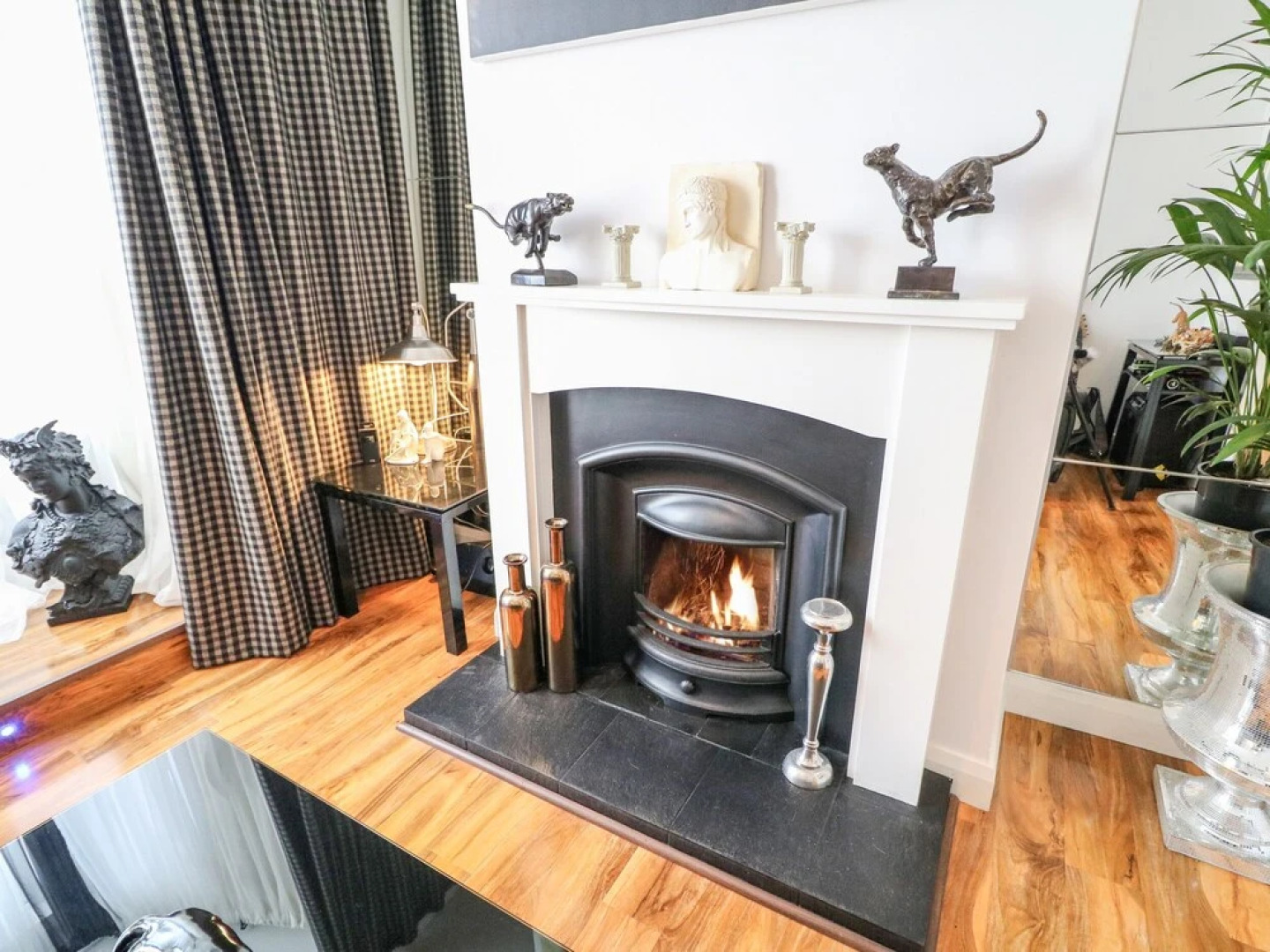 Beachside and Golf Apartment