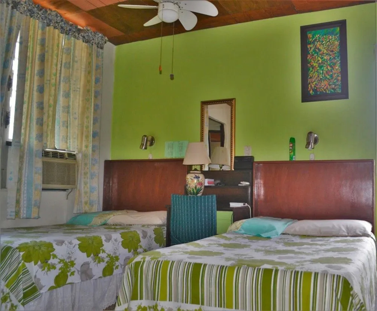 Hotel Oasis