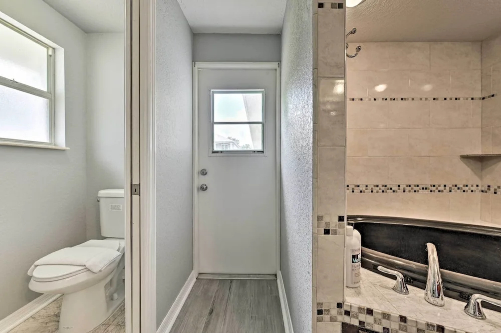 Renovated Port Richey Oasis w/ Lanai + Grill!