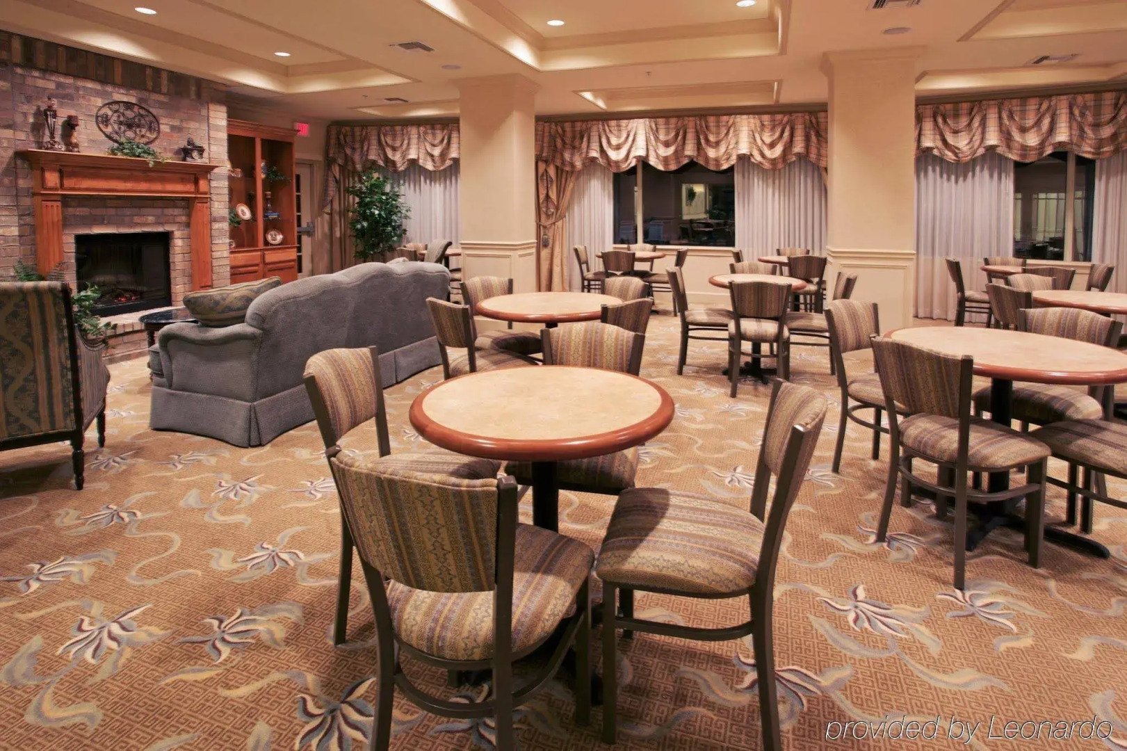 Holiday Inn Express Hotel & Suites Conroe I-45 North by IHG