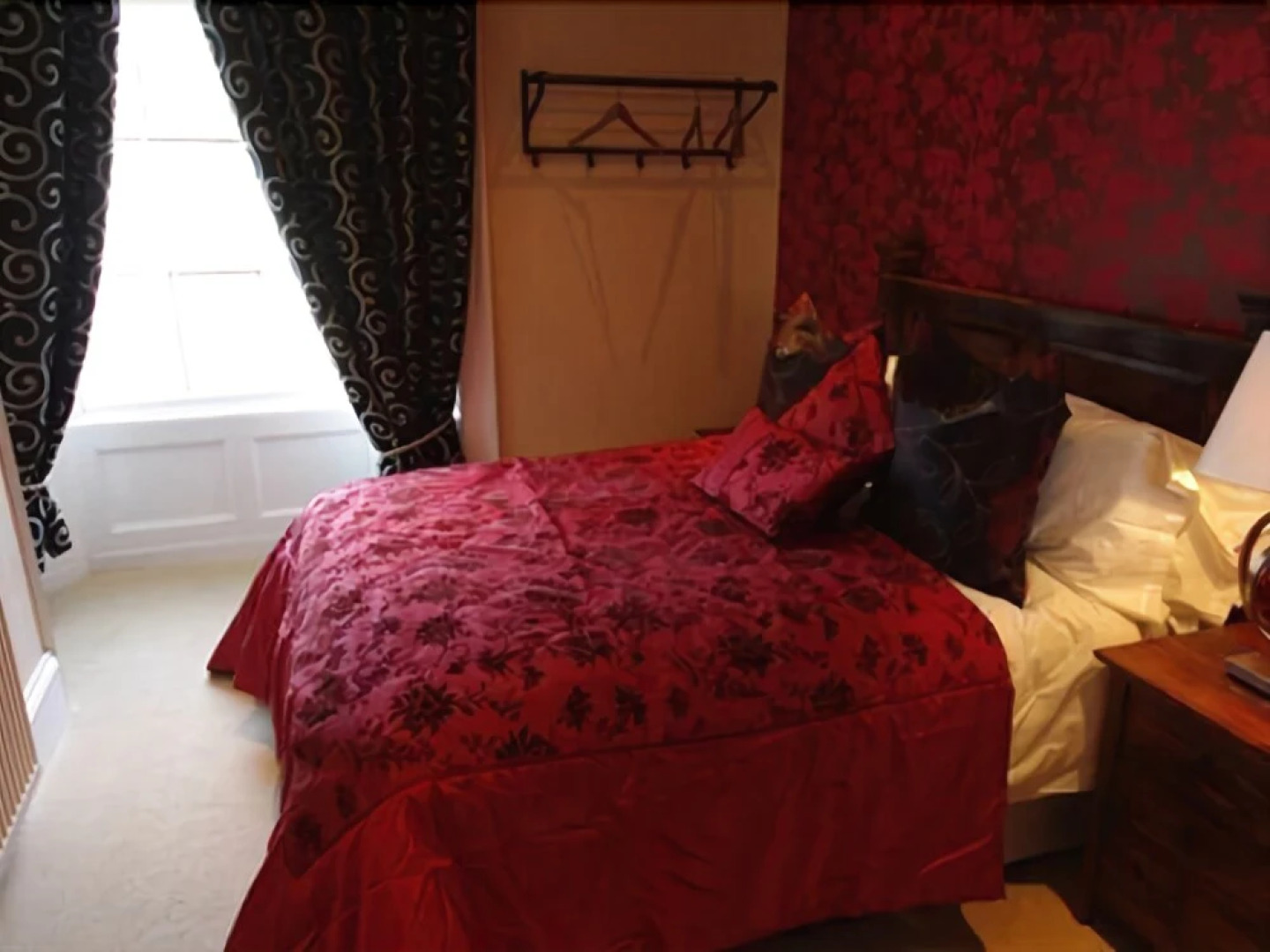 Mezze at the Ship and Castle