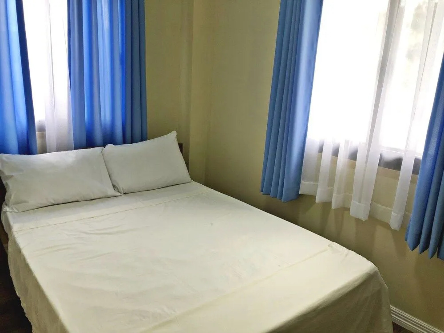 Racadisson Tourist Inn