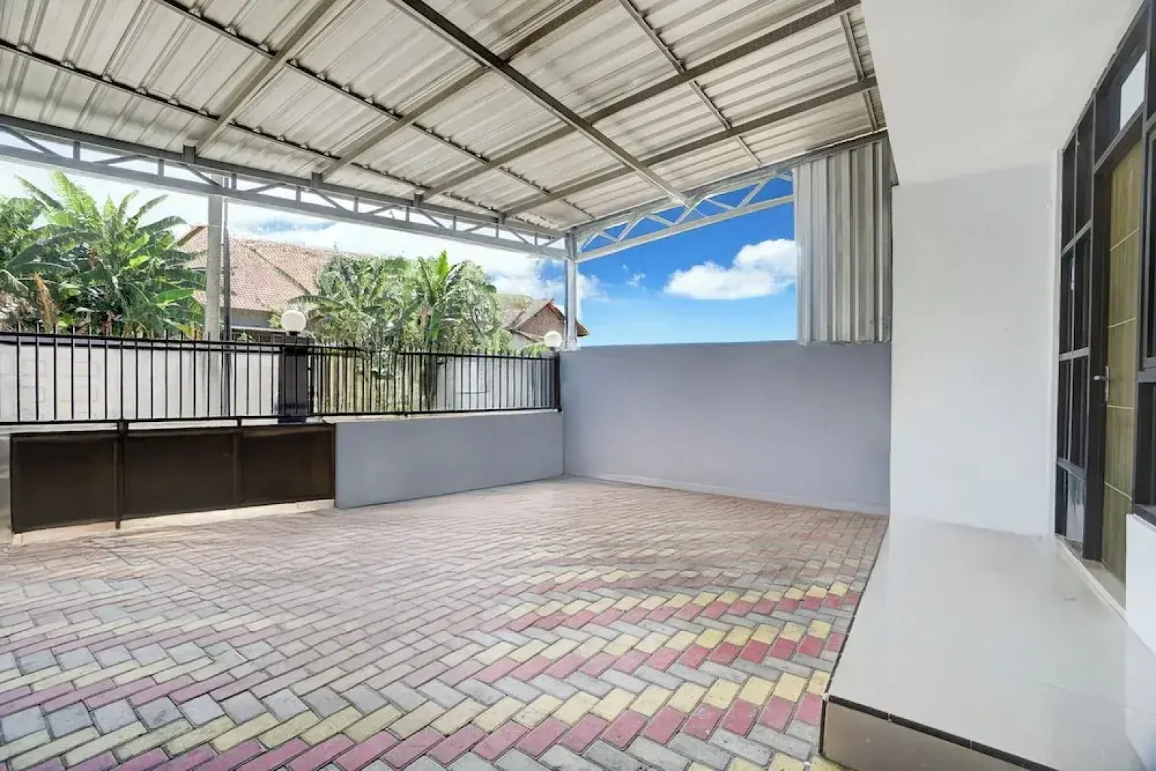 Hotel O MIOXIO Syariah Kost