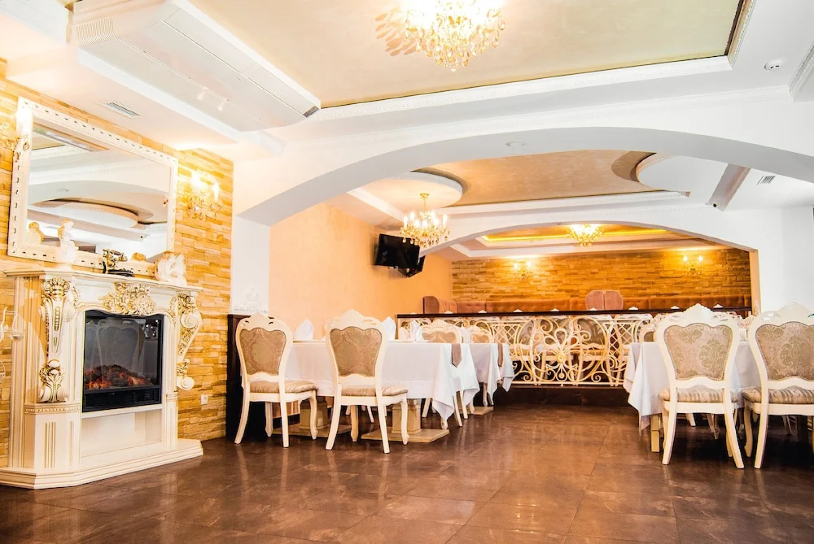 Отель «Аристократ»