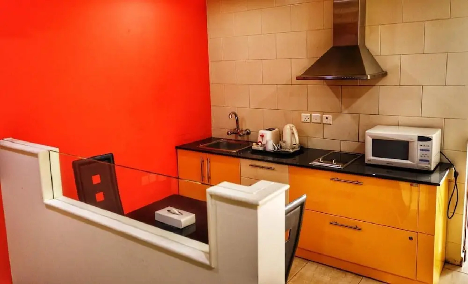 Johny International Hotel